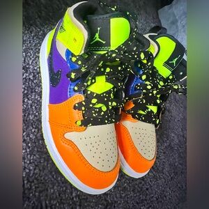 Vibrant Kids Sneakers with Neon Accents